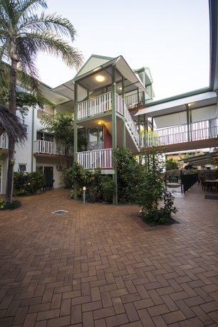 Imagen de los exteriores del Hotel Coral Tree Inn. Foto 12