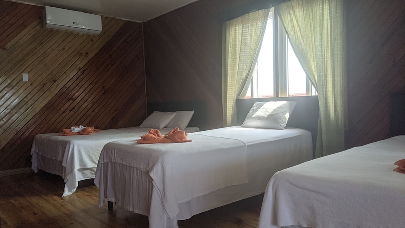 Imagen de la habitación del Hotel Coral View Beach Resort. Foto 3