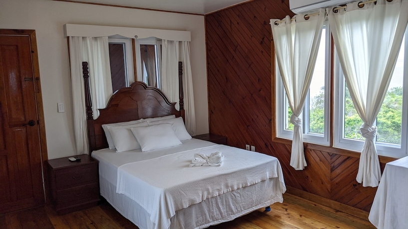 Imagen de la habitación del Hotel Coral View Beach Resort. Foto 5