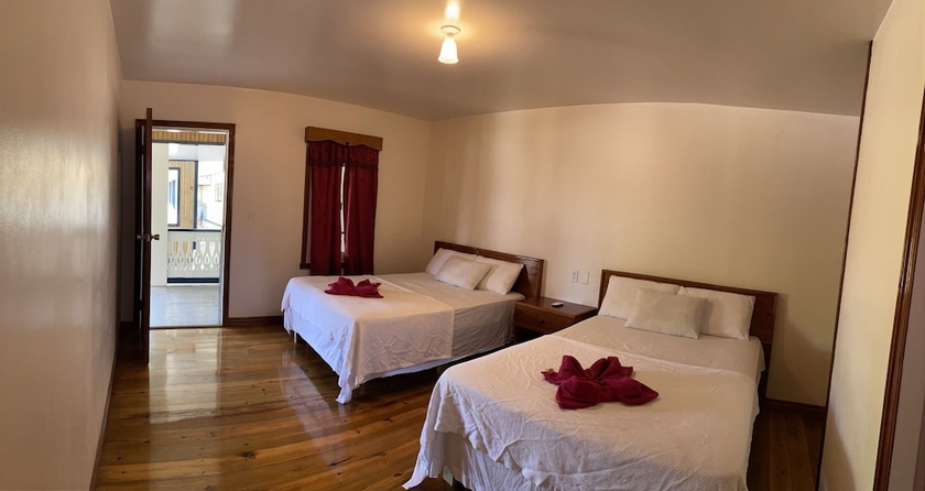 Imagen de la habitación del Hotel Coral View Beach Resort. Foto 9