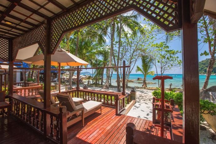 Imagen de la habitación del Hotel Coral View Island Resort. Foto 15