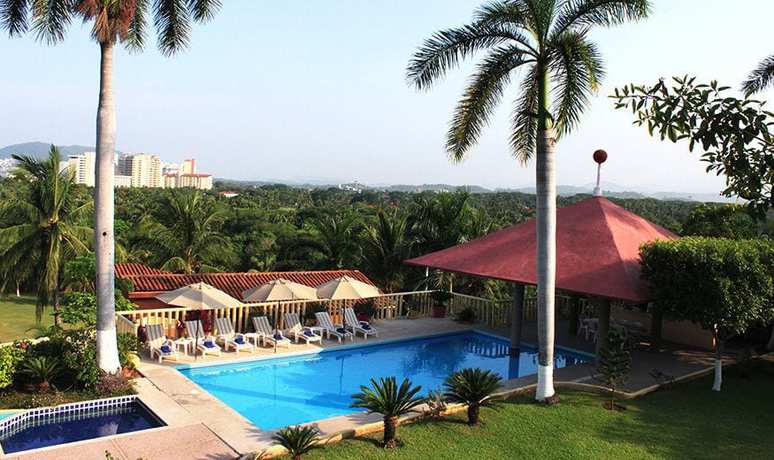 Imagen de la piscina del Hotel Coral Vista Del Mar. Foto 10