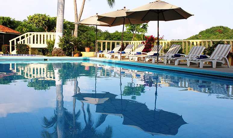 Imagen de la piscina del Hotel Coral Vista Del Mar. Foto 14