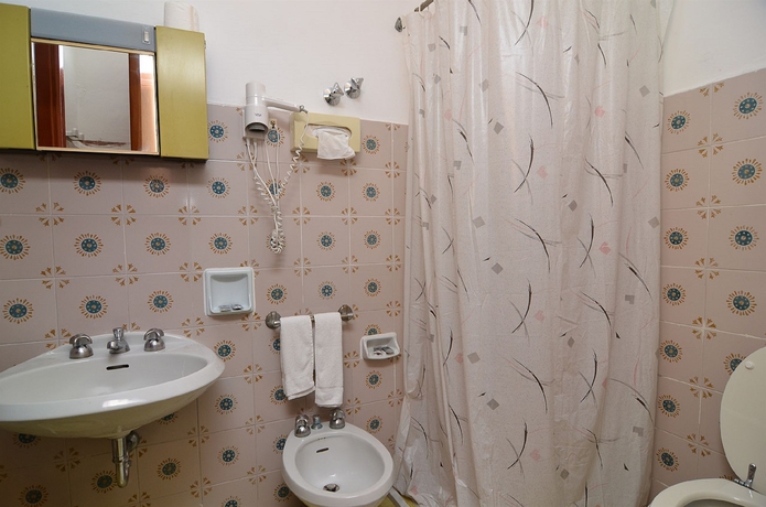 Imagen de la habitación del Hotel Coralba. Foto 7