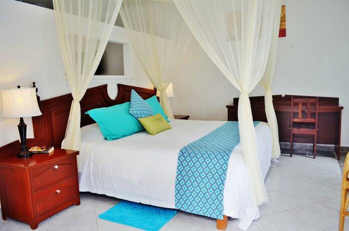 Imagen general del Hotel Corales Suites. Foto 2