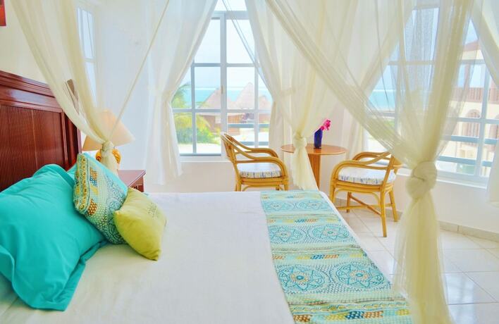 Imagen general del Hotel Corales Suites. Foto 3