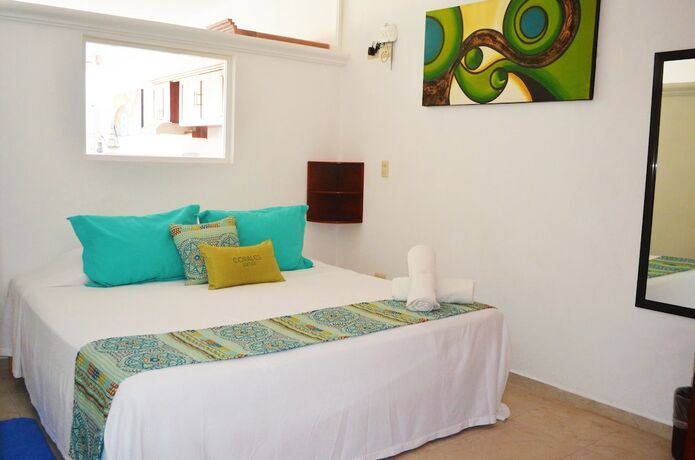 Imagen de la habitación del Hotel Corales Suites. Foto 16