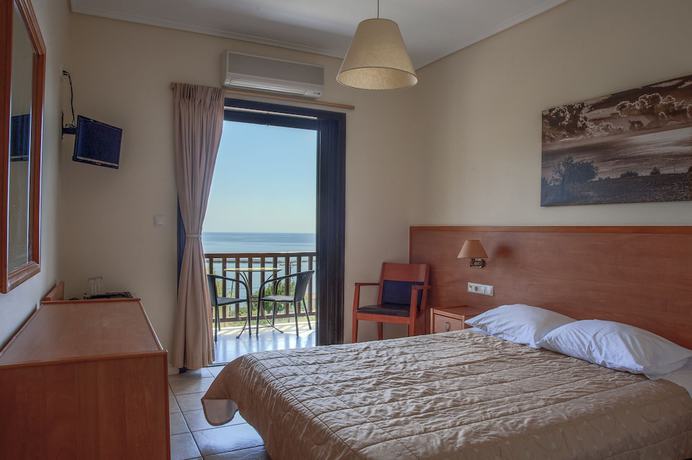 Imagen de la habitación del Hotel Corali, Aliveri. Foto 4