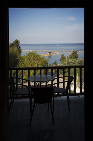 Imagen de la habitación del Hotel Corali, Aliveri. Foto 12