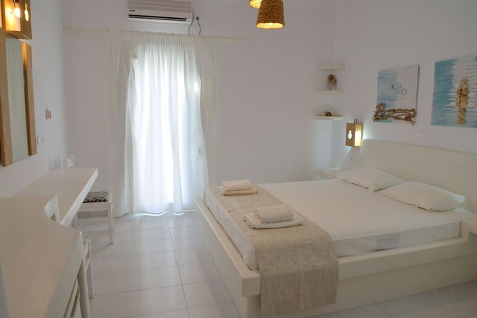 Imagen de la habitación del Hotel Corali, Kaminia. Foto 5