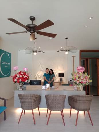 Imagen de los interiores del Hotel Coralina. Foto 19