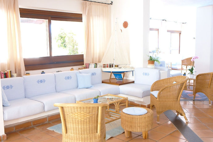 Imagen de los interiores del Hotel Corallaro. Foto 8