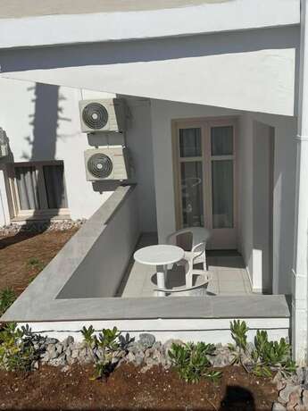 Imagen de la habitación del Hotel Coralli Beach. Foto 13