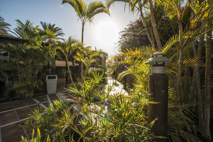 Imagen de los exteriores del Hotel Corallium Beach By Lopesan Hotels - Adults Only. Foto 30