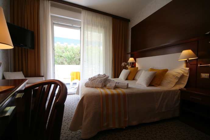 Imagen de la habitación del Hotel Corallo, Bibione. Foto 6