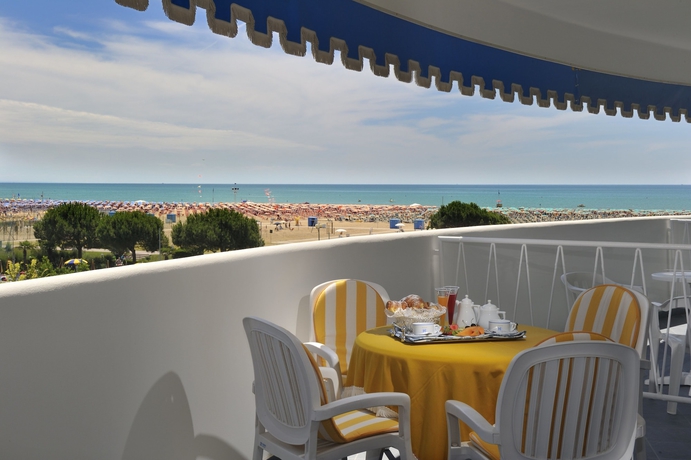 Imagen de la habitación del Hotel Corallo, Bibione. Foto 12