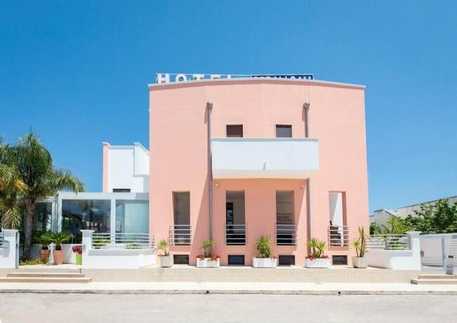 Imagen general del Hotel Corallo, Carovigno. Foto 1