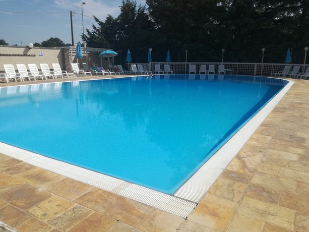 Imagen de la piscina del Hotel Corallo Country Hotel and SPA. Foto 20
