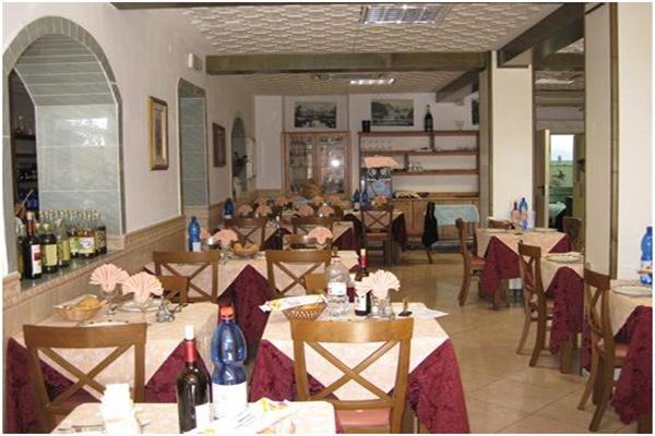 Imagen del bar/restaurante del Hotel Corallo, FINALE LIGURE. Foto 2