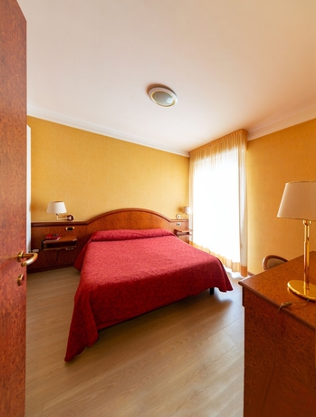 Imagen de la habitación del Hotel Corallo, Fano. Foto 11