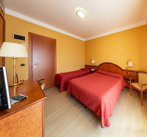 Imagen de la habitación del Hotel Corallo, Fano. Foto 13