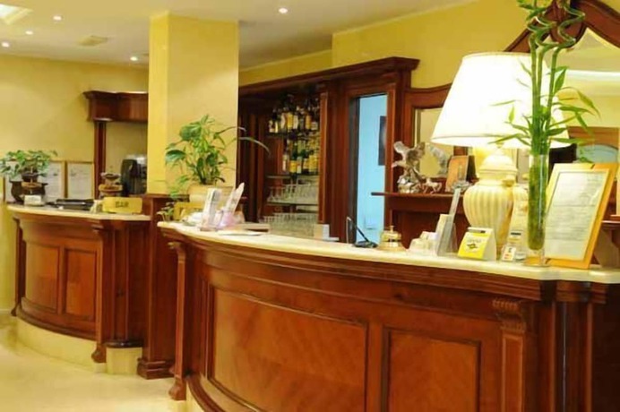 Imagen de los interiores del Hotel Corallo, Francavilla al Mare. Foto 19