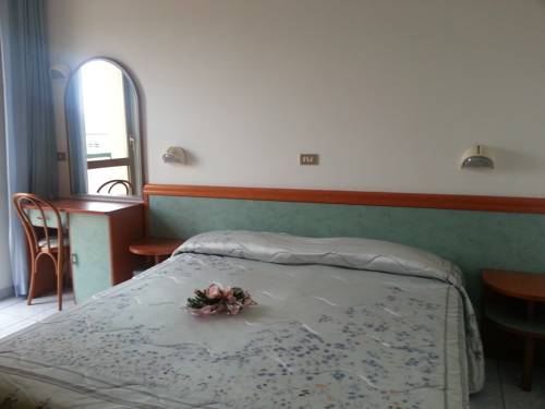 Imagen de la habitación del Hotel Corallo, Giulianova. Foto 6