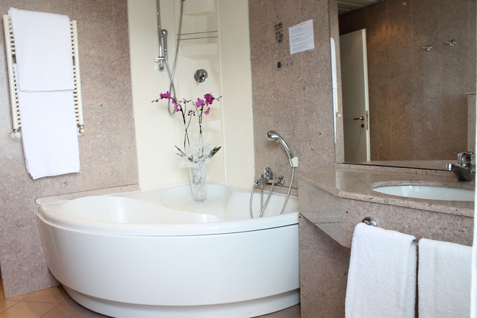 Imagen de la habitación del Hotel Corallo, IMPERIA. Foto 4