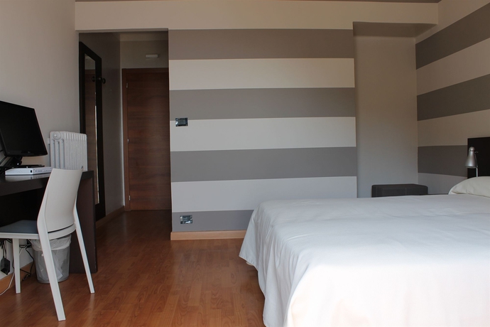 Imagen de la habitación del Hotel Corallo, IMPERIA. Foto 7