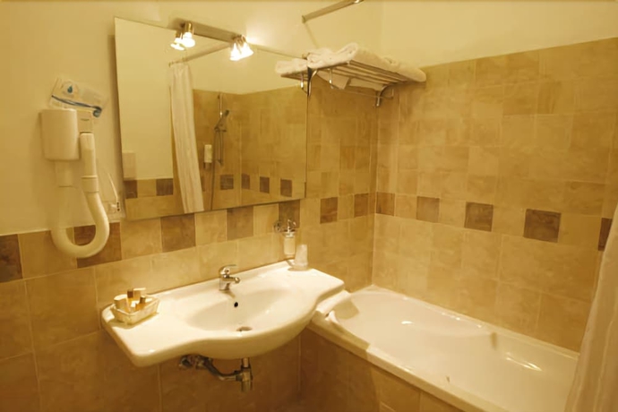 Imagen de la habitación del Hotel Corallo, Isola Rossa. Foto 8