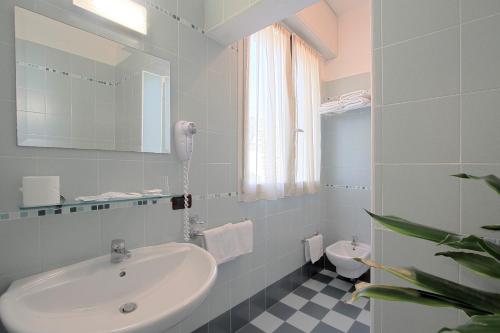 Imagen de la habitación del Hotel Corallo, Milano Marittima. Foto 8