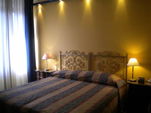 Imagen de la habitación del Hotel Corallo, Montecatini Terme. Foto 10