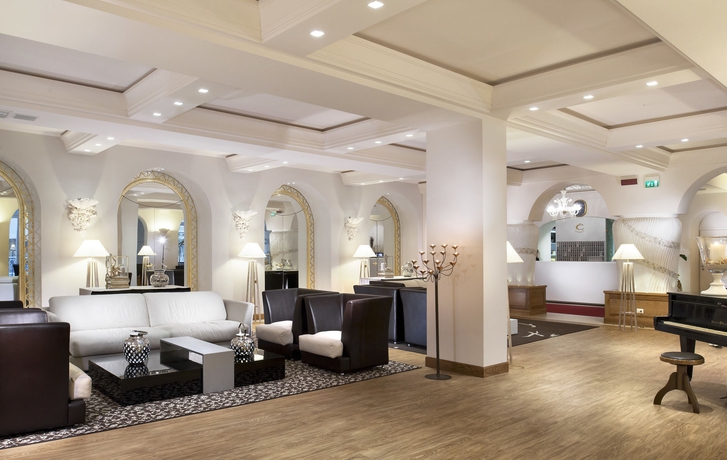 Imagen de los interiores del Hotel Corallo, Riccione. Foto 16