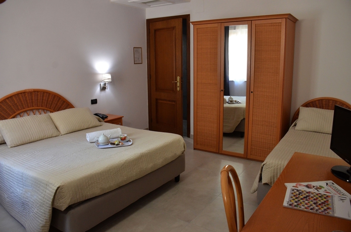 Imagen de la habitación del Hotel Corallo, Taormina . Foto 11