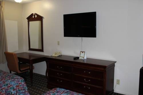 Imagen de la habitación del Hotel Coratel Inn and Suites Maple Grove. Foto 6
