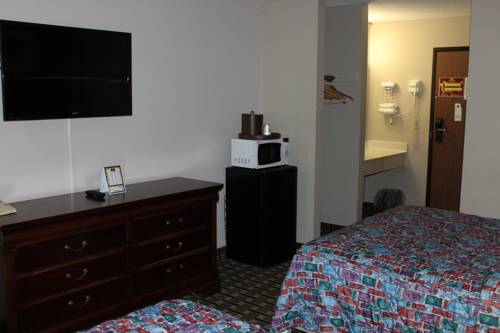Imagen de la habitación del Hotel Coratel Inn and Suites Maple Grove. Foto 7