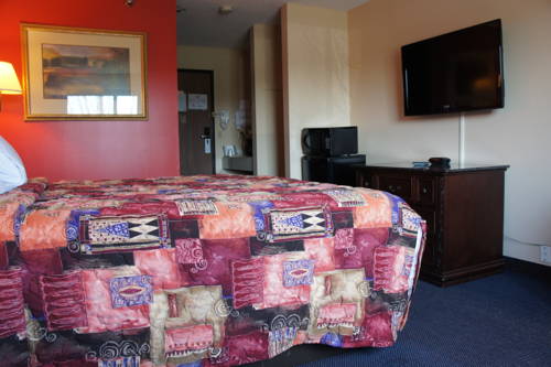 Imagen de la habitación del Hotel Coratel Inn and Suites Maple Grove. Foto 11