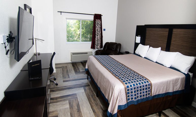 Imagen de la habitación del Hotel Coratel Inn and Suites by Jasper Inver Grove Heights. Foto 4