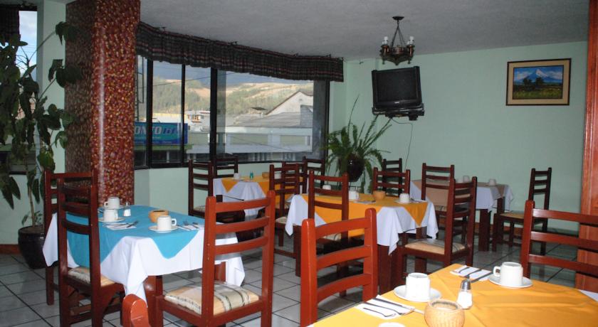 Imagen del bar/restaurante del Hotel Coraza. Foto 2