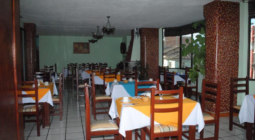 Imagen del bar/restaurante del Hotel Coraza. Foto 5