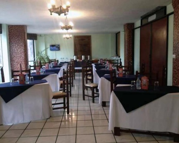 Imagen del bar/restaurante del Hotel Coraza. Foto 2