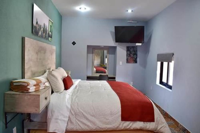 Imagen de la habitación del Hotel Corazon Mexicano. Foto 5