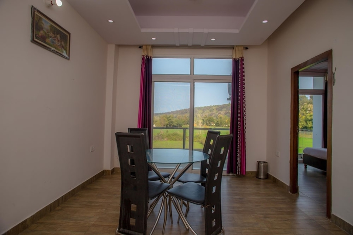Imagen de los interiores del Hotel Corbett Castle. Foto 17