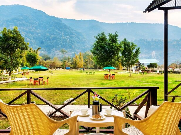 Imagen general del Hotel Corbett River Valley Resort. Foto 11