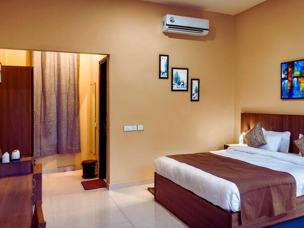 Imagen general del Hotel Corbett River Valley Resort. Foto 15