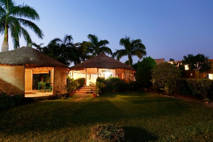 Imagen de los interiores del Hotel Corbett Soho Resort. Foto 16
