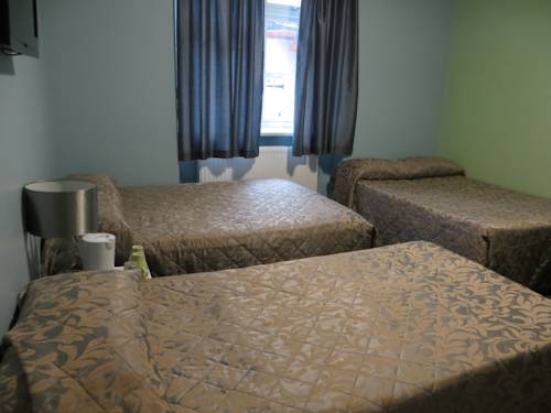 Imagen de la habitación del Hotel Corbigoe. Foto 5