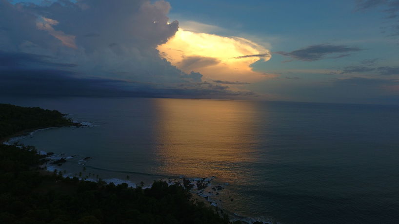 Imagen de los exteriores del Hotel Corcovado Adventures Tent Camp. Foto 6