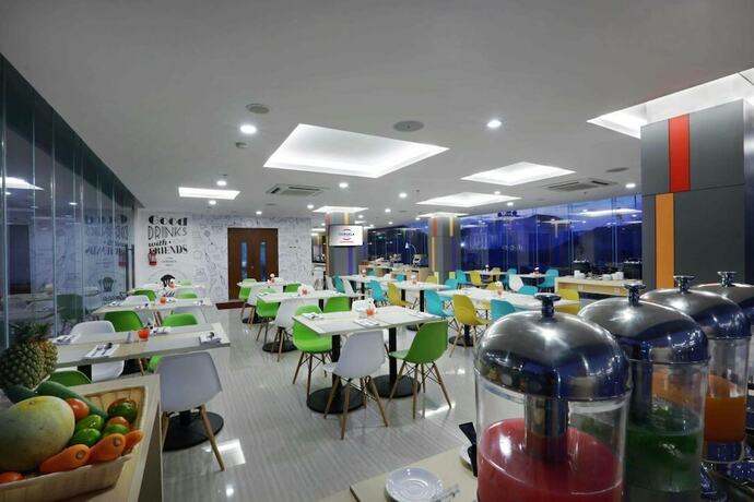 Imagen del bar/restaurante del Hotel Cordela Kartika Dewi Jogjakarta. Foto 19