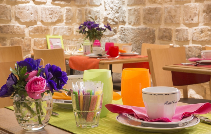 Imagen del bar/restaurante del Hotel Cordelia. Foto 5